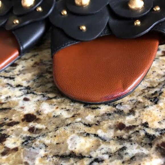 New SEE BY CHLOE Haya Black Leather Floral Stud Block-Heel Sandal SZ 7 MSRP $335 - Picture 8 of 8